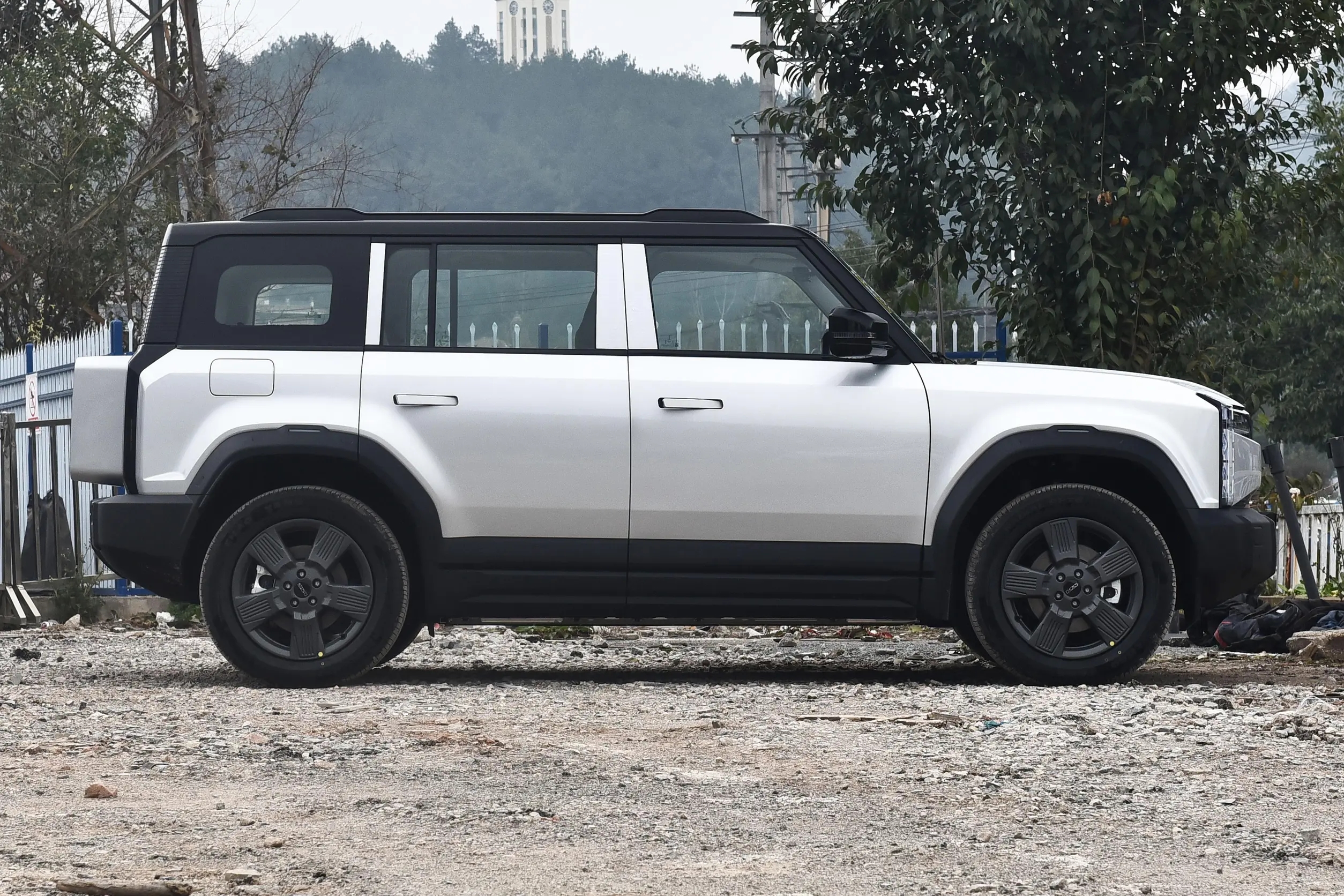 CHERY-ICAR-SILVERY (6)