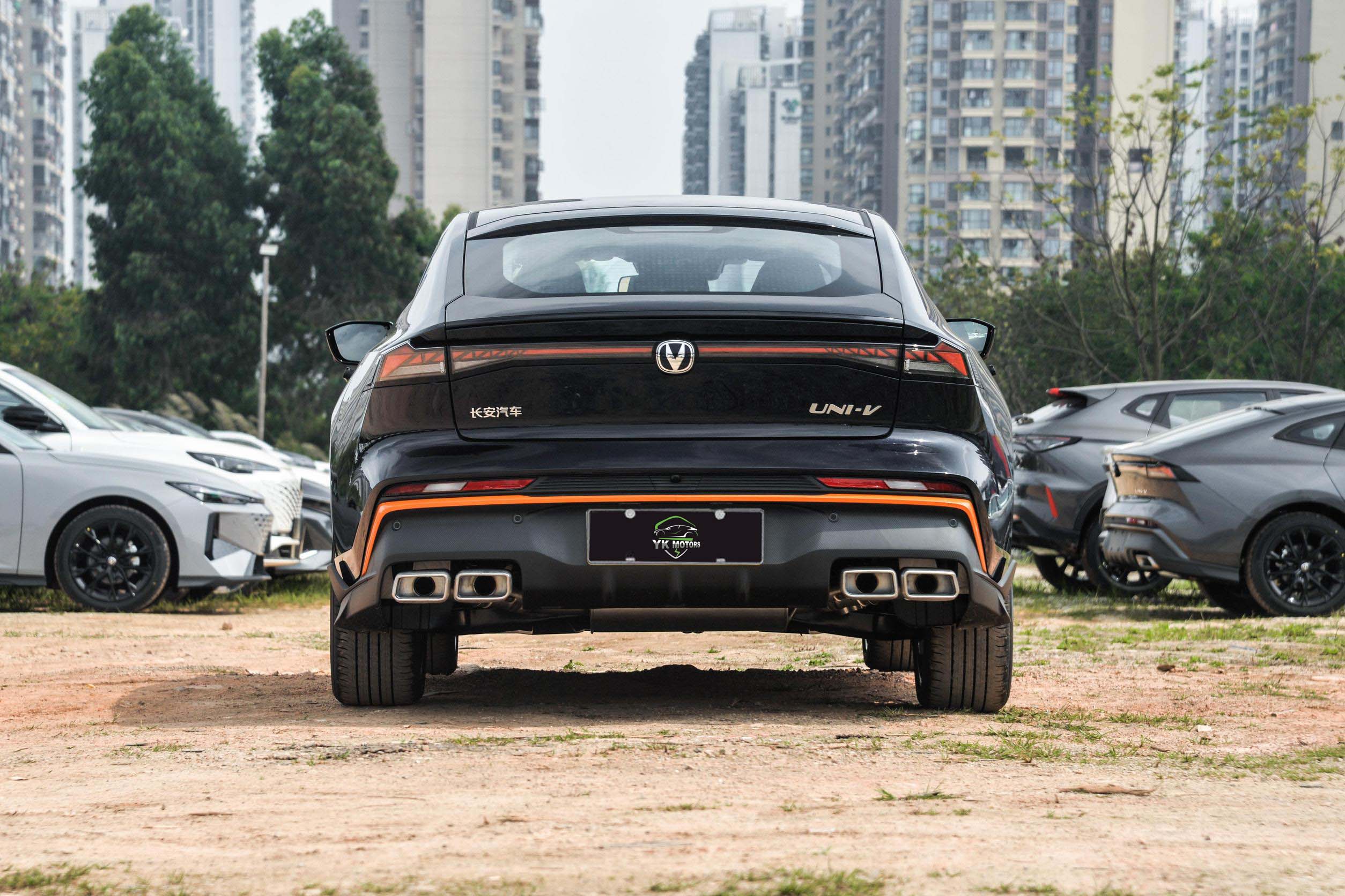 Changan-UNI-V -BLACK (5)