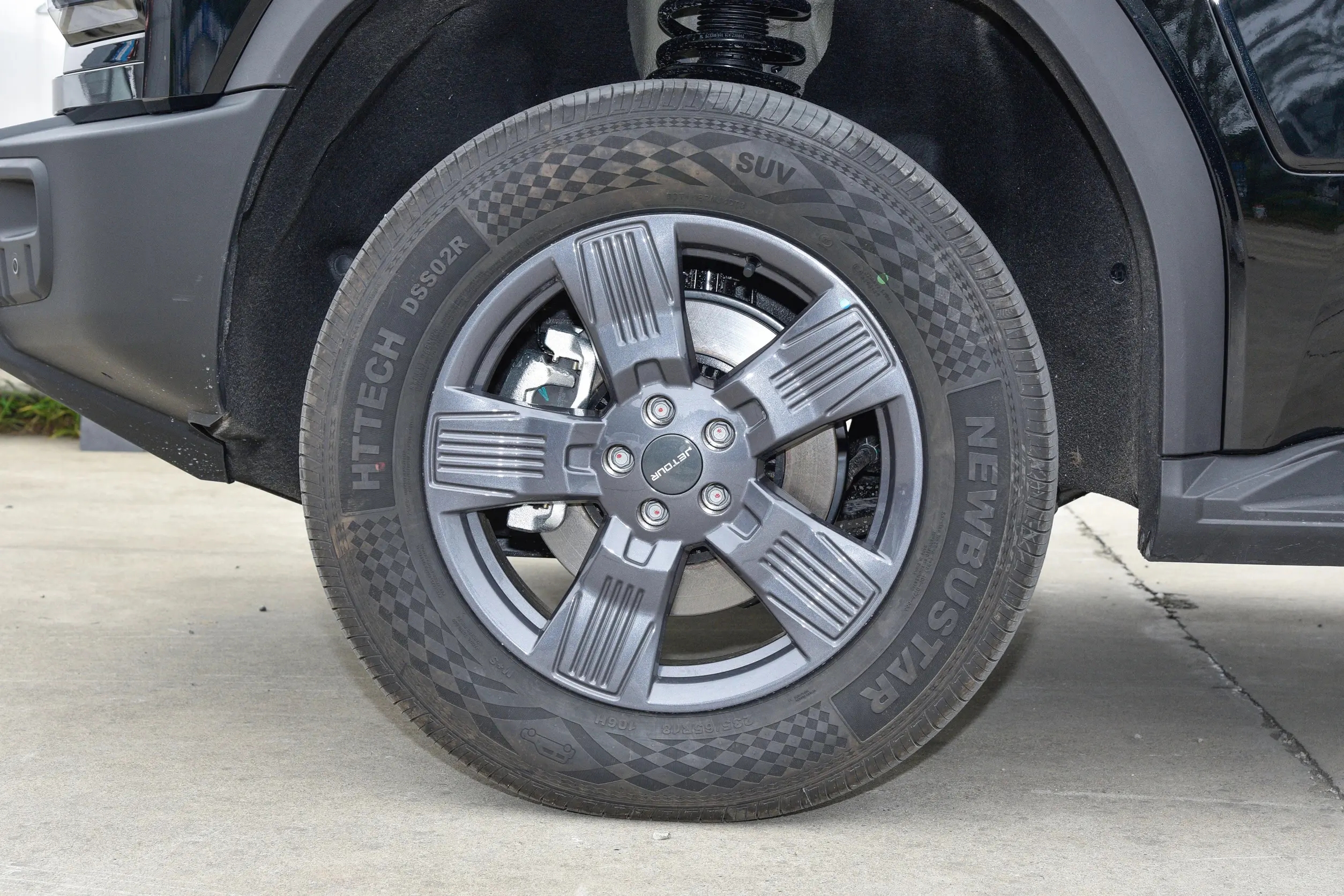 Chery-TRAVELLER-BLACK (11)