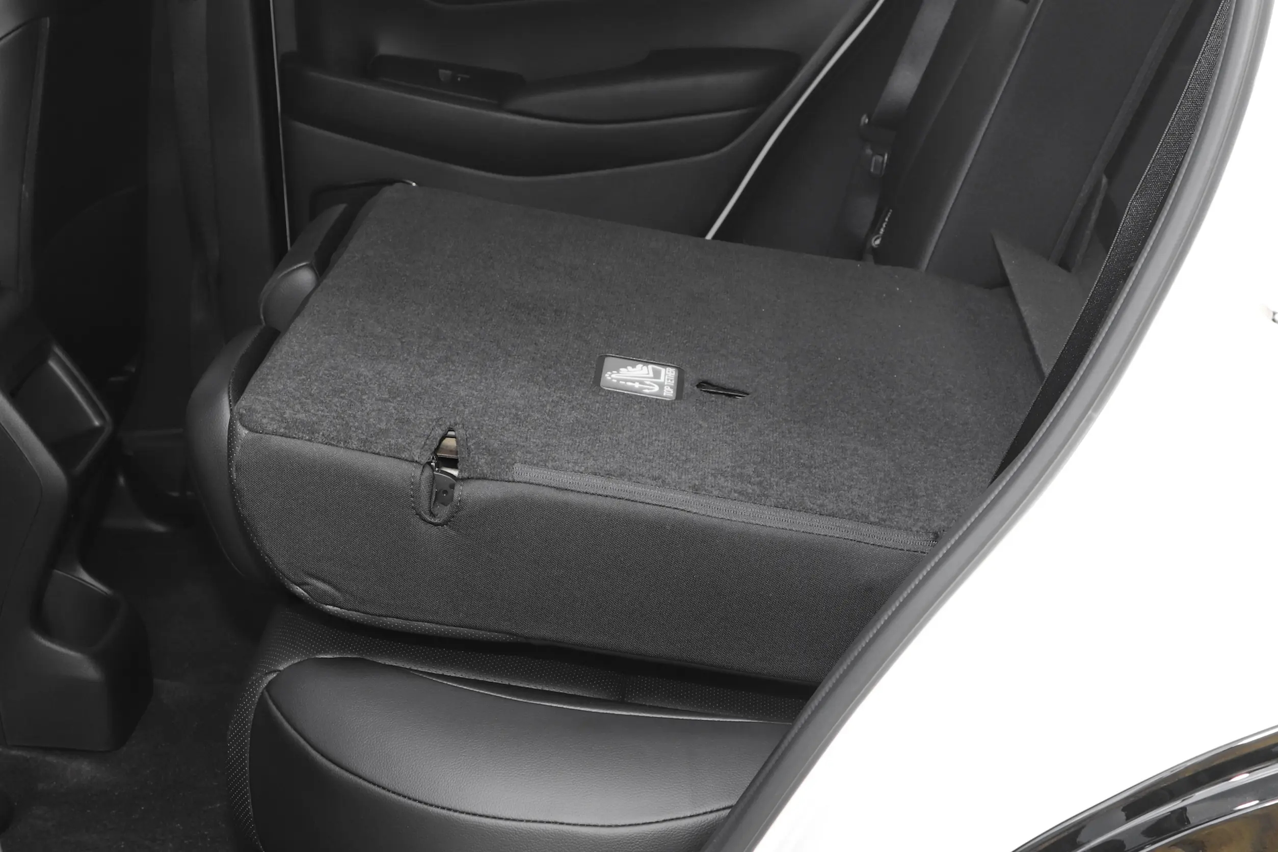 Honda-eNS1-WHITE (7)