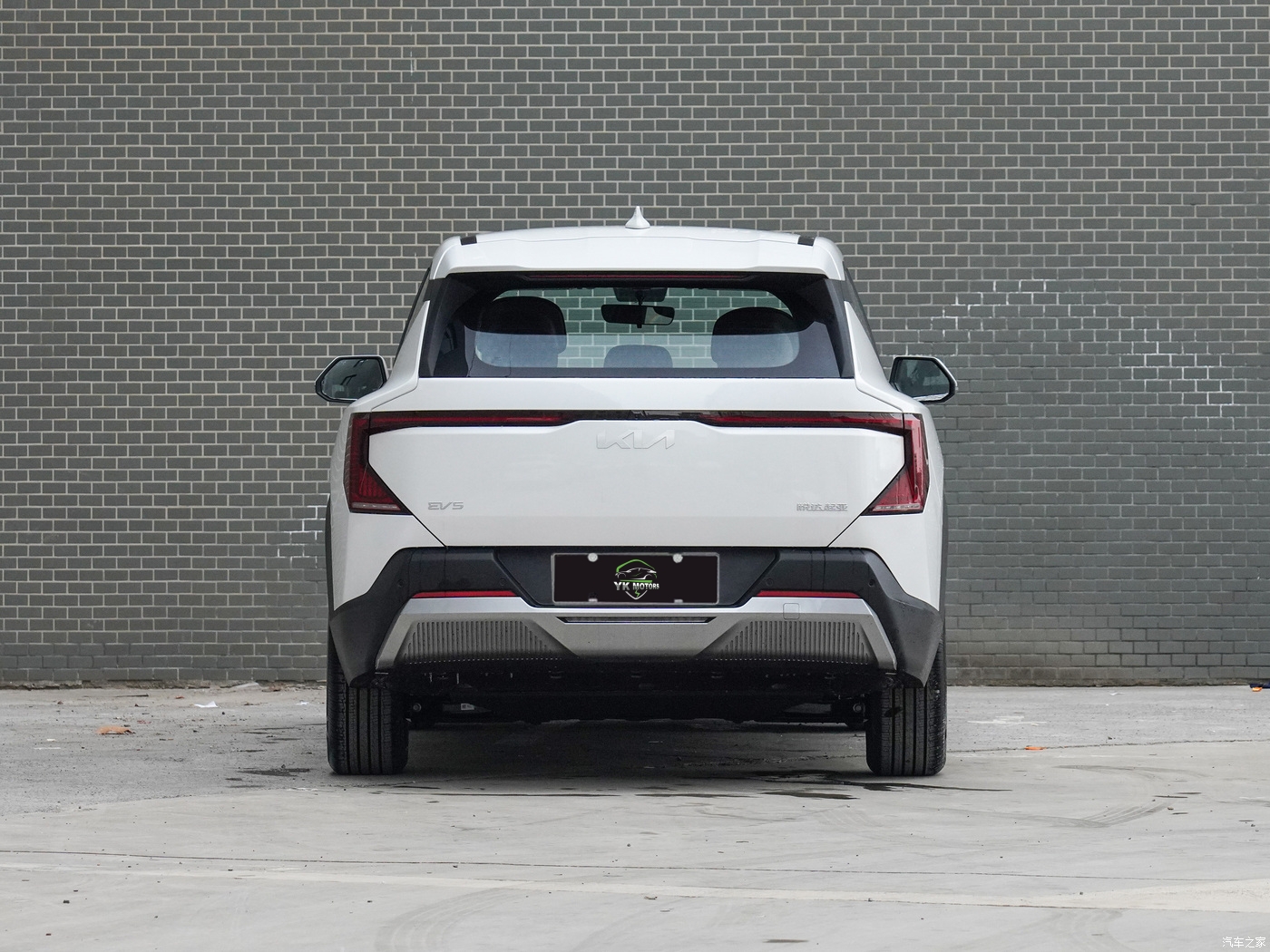 KIA-EV5-WHITE (8)