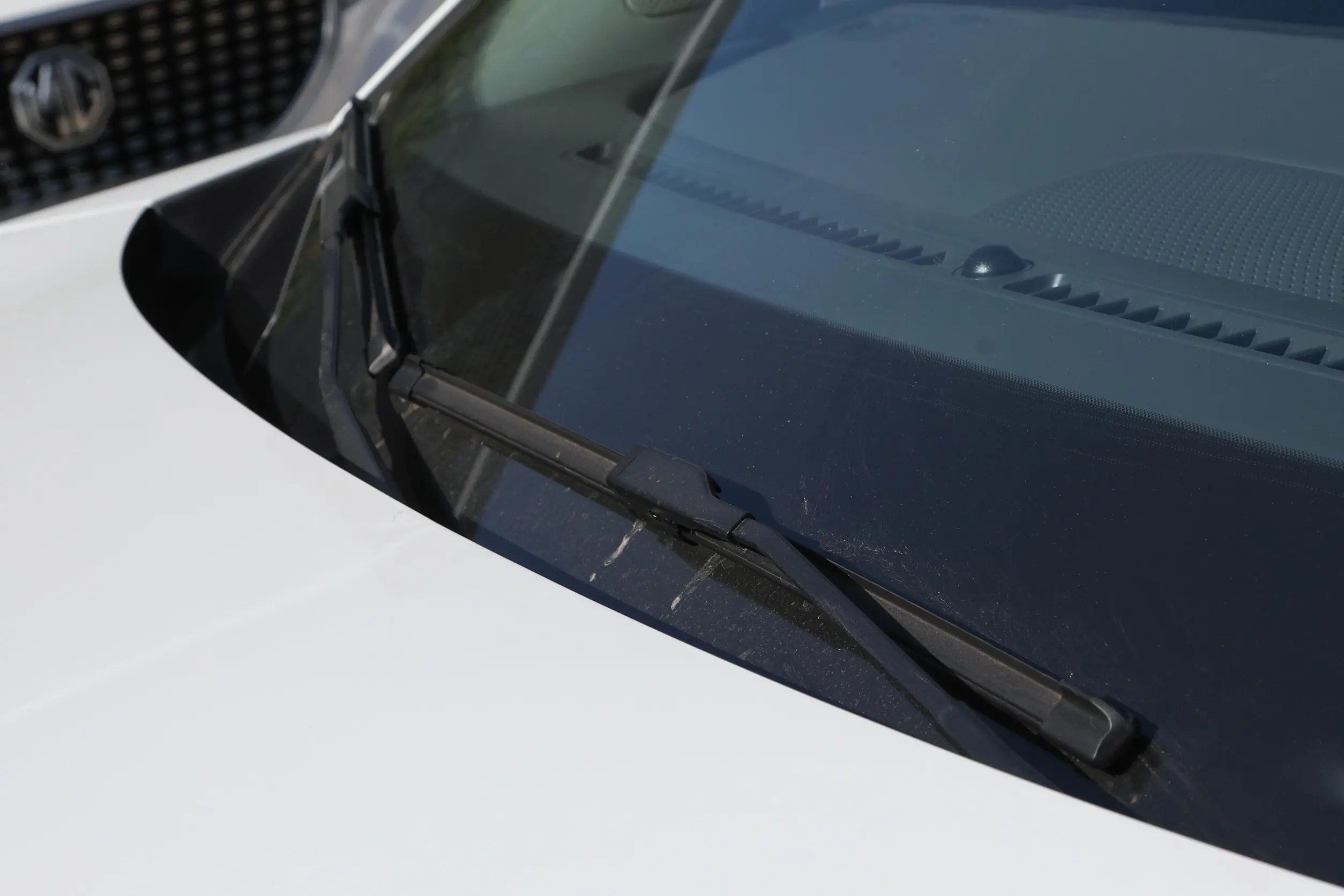 LEAPMOTOR-C11-WHITE (11)