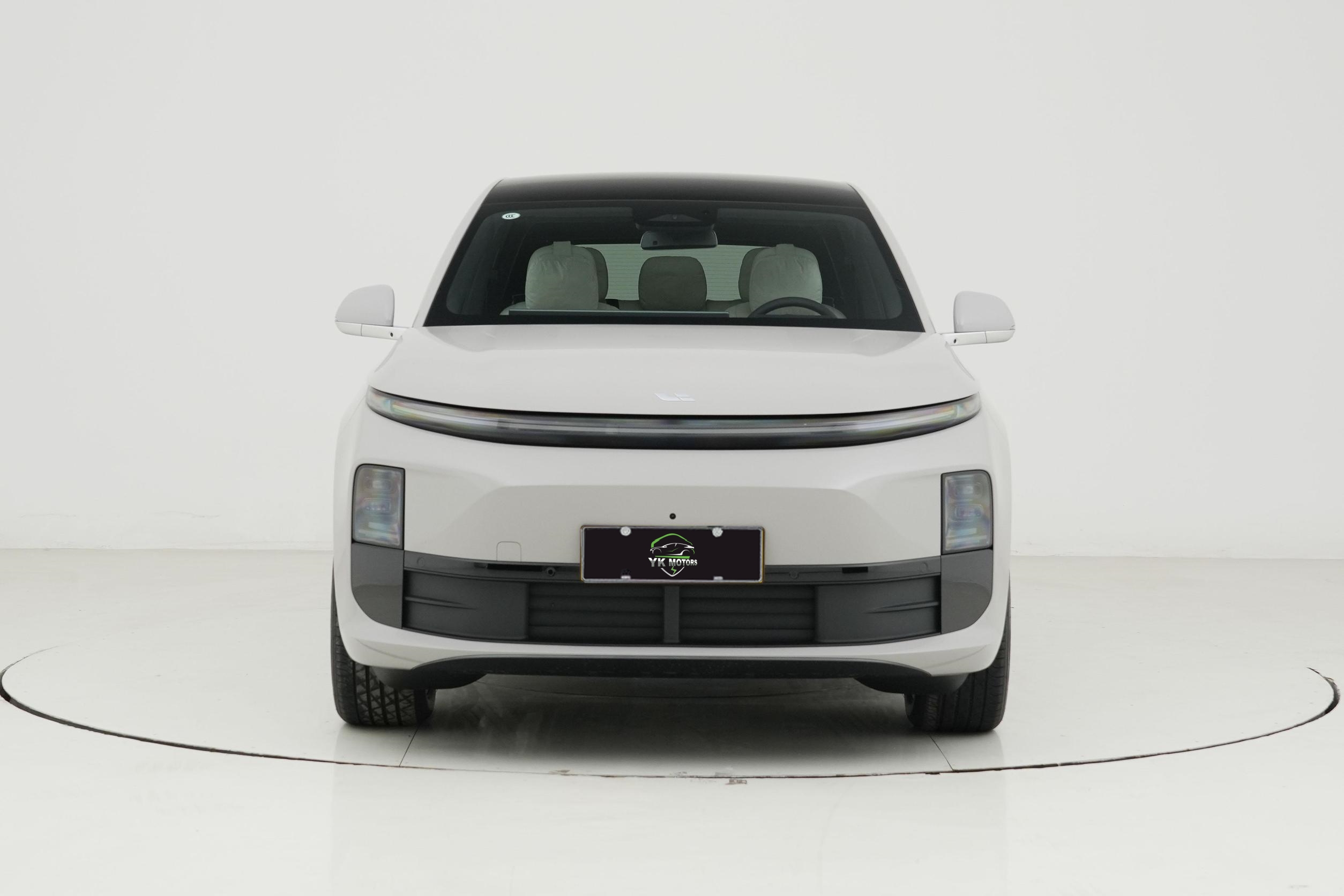 Li-Auto-L6-White(18)