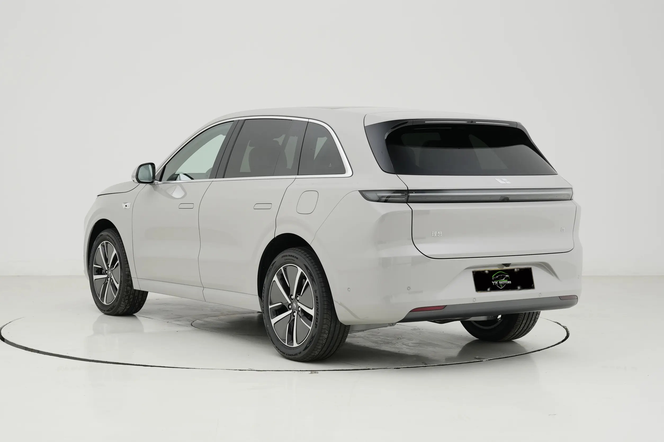 Li-Auto-L6-White(20)