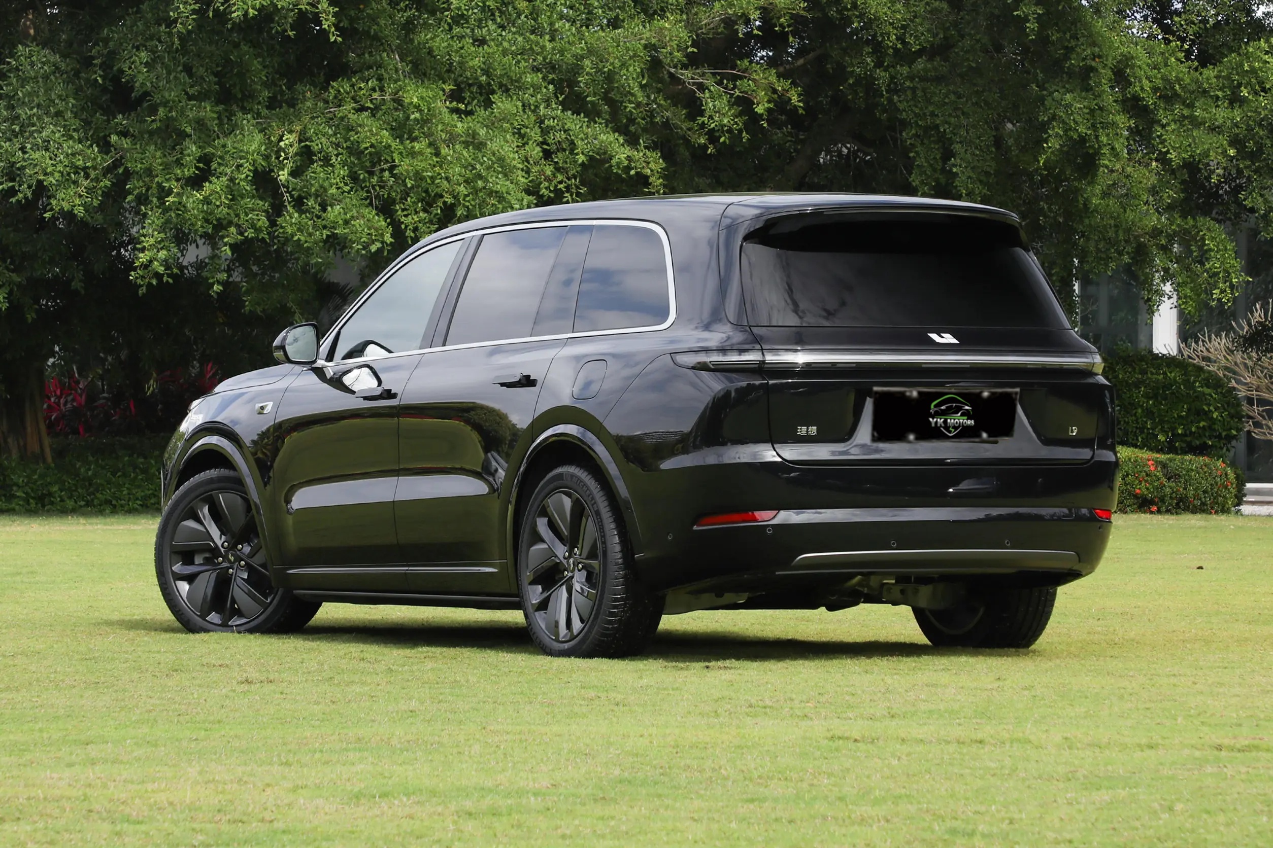 Li Auto-L9-BLACK (17)