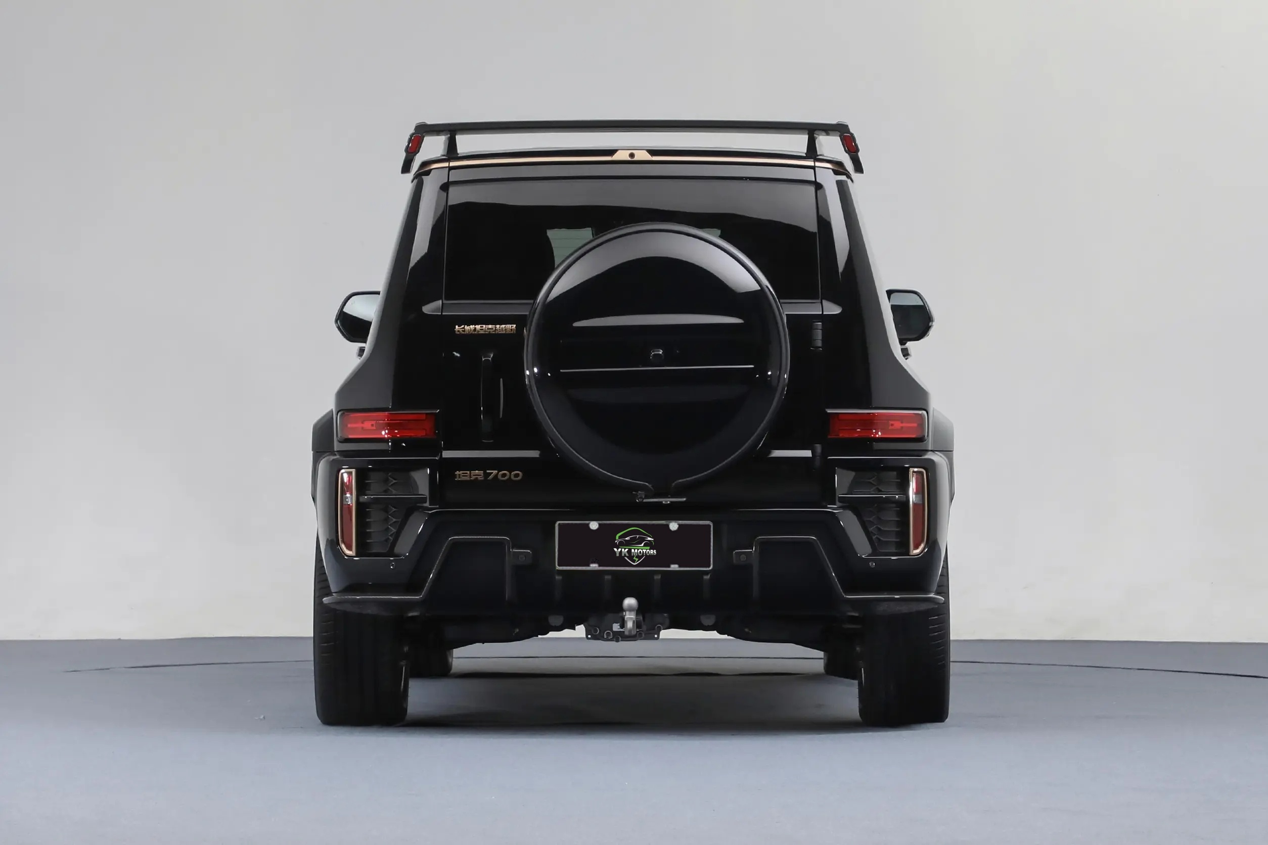 TANK-700 Hi4T-BLACK (15)