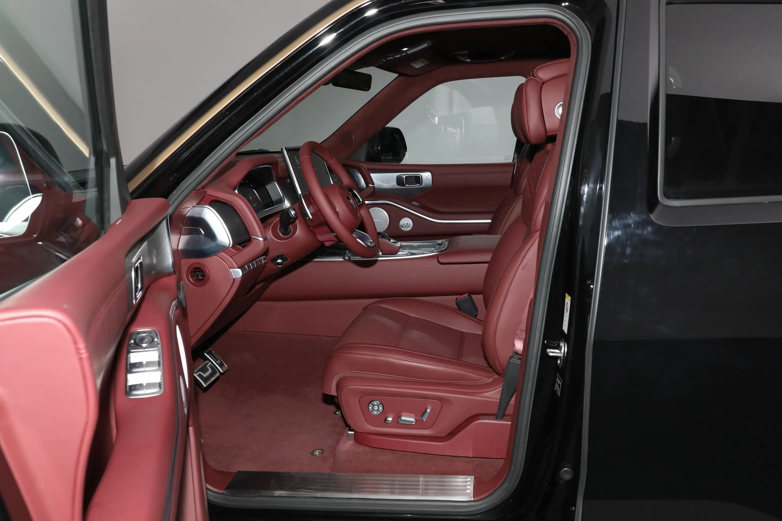 TANK-700 Hi4T-BLACK (9)