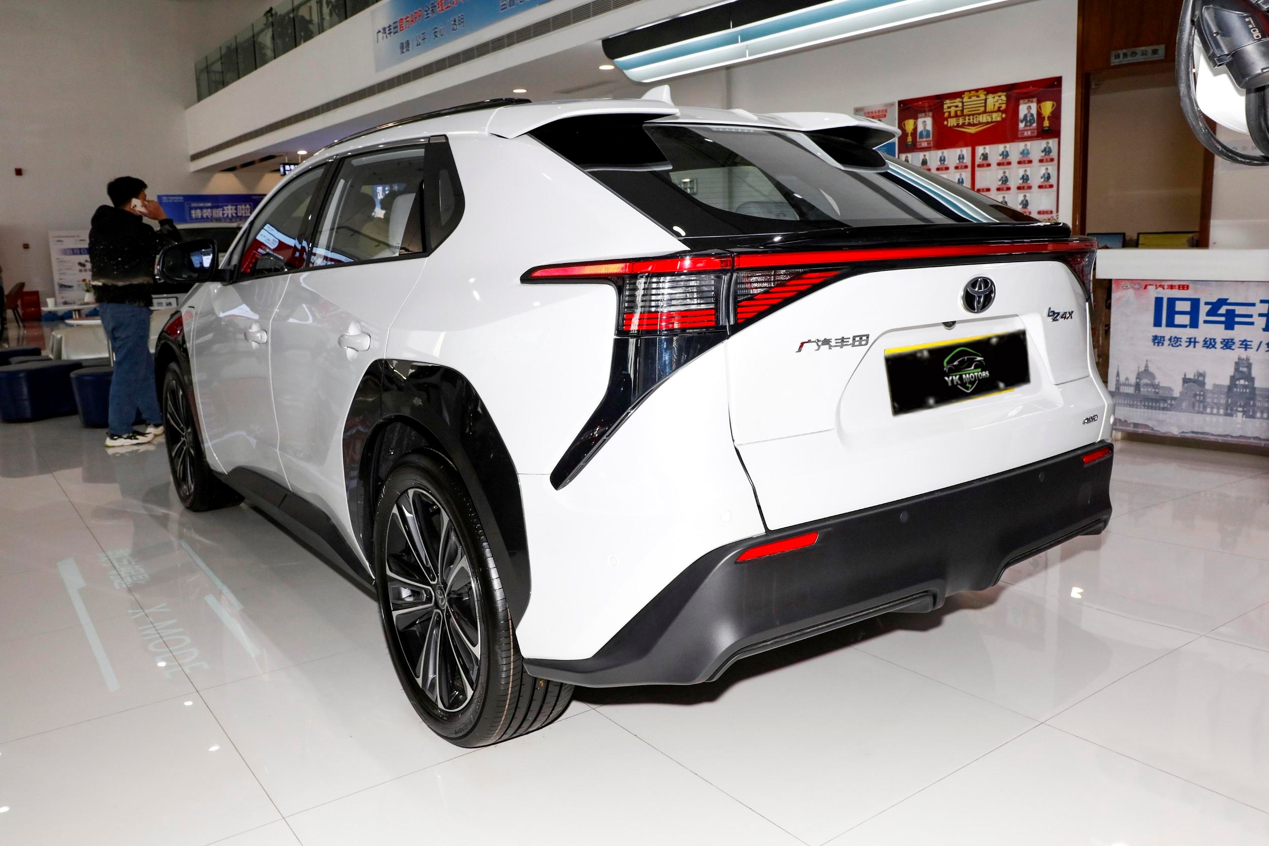 Toyota-GAC BZ4X-WHITE (16)